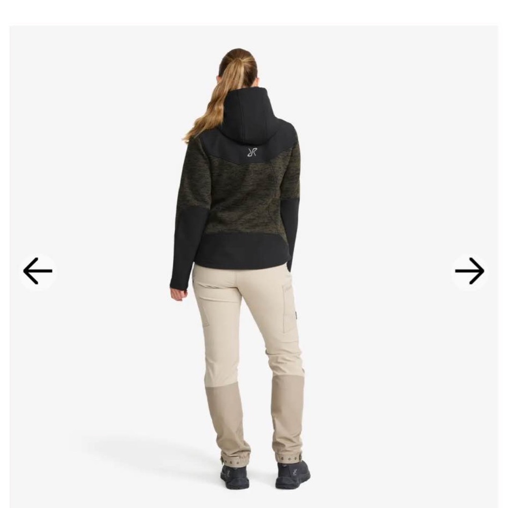 Wander Pro Women's Wool Hoodie - Black - Picture 5 of 8